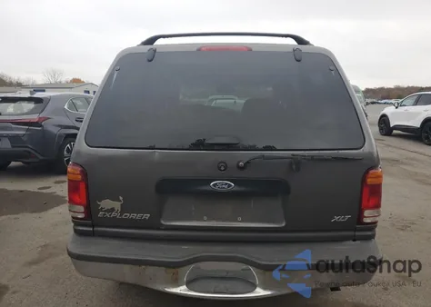 1998 Ford Explorer from USA, damaged, VIN 1FMZU35P9WUB58658